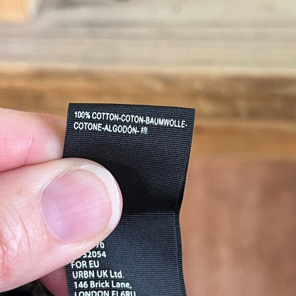 Free People We The Free Black Button Fly Denim Shorts Size 27 - Picture 9 of 11